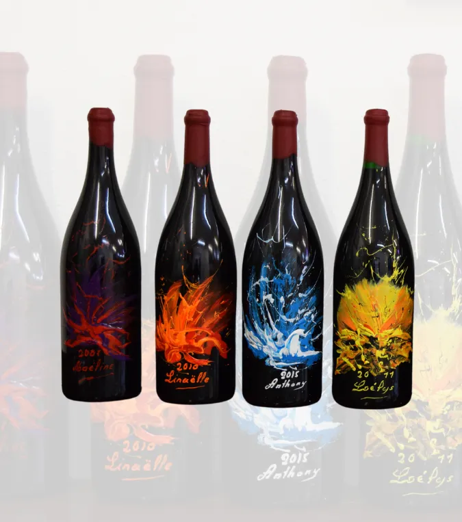 Bouteilles de vin au format Jéroboam peintes et personnalisées à la Galerie56. Œuvres uniques